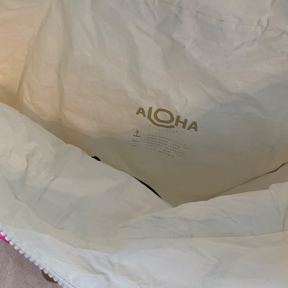 ALOHA Collection Day Tripper Day Palms Electric Neon Pink/White Bag - Picture 10 of 10